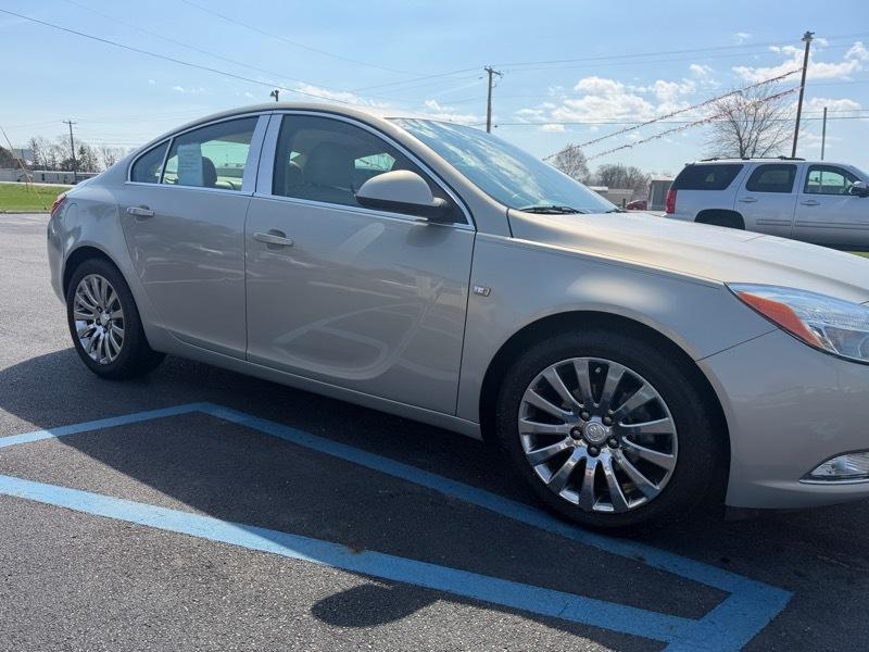 Buick Regal  2011