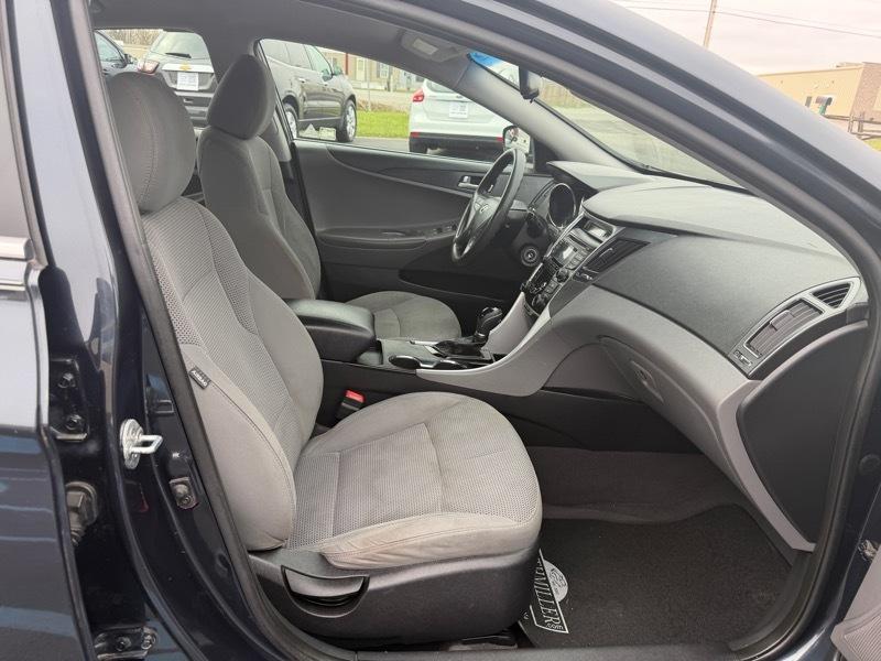 Hyundai Sonata  2013