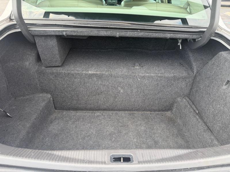 Lincoln Town Car Signature Limited 2010