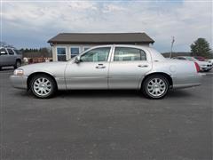 2010 Lincoln Town Car 