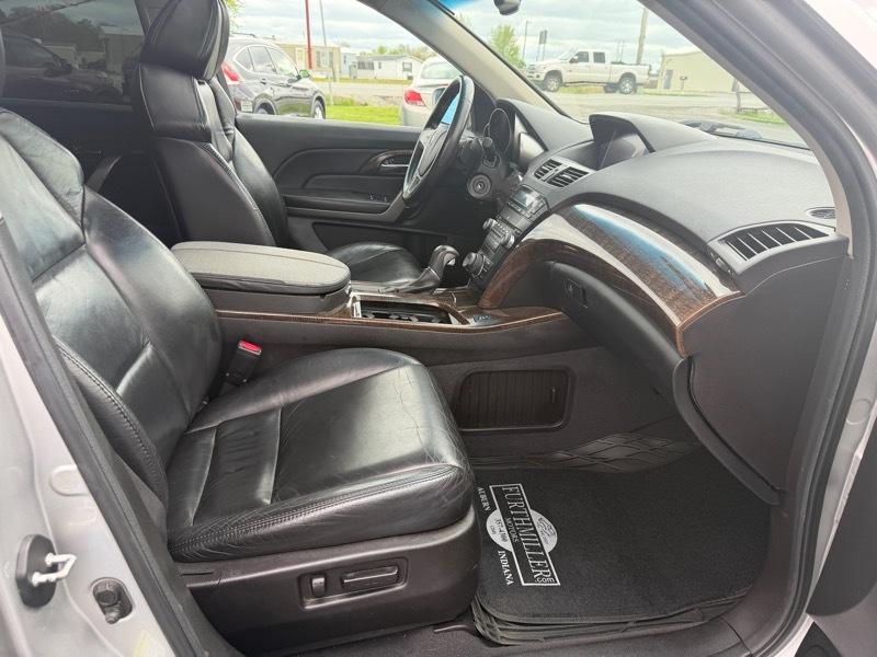 Acura MDX  2011