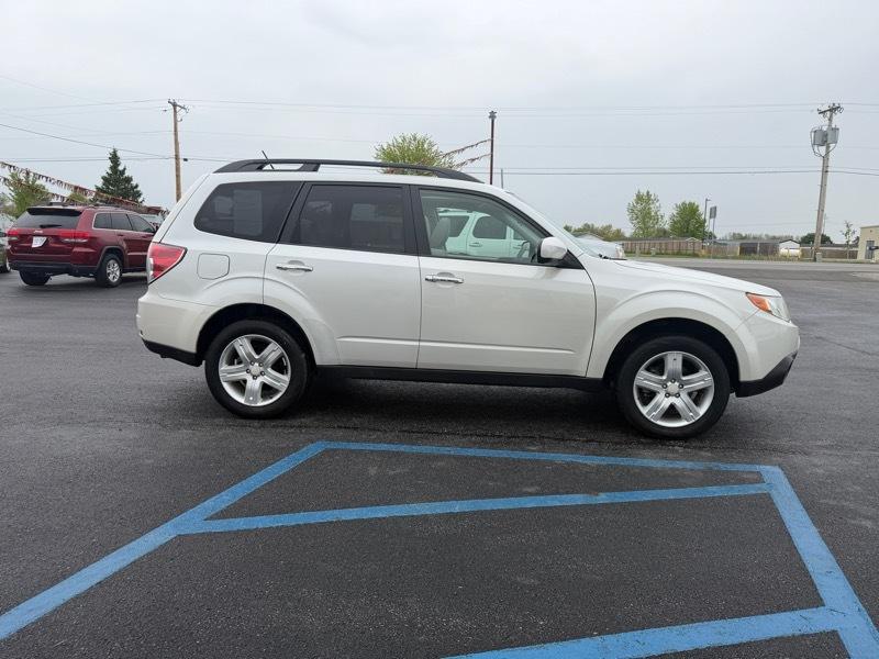 Subaru Forester 2.5X Premium 2010