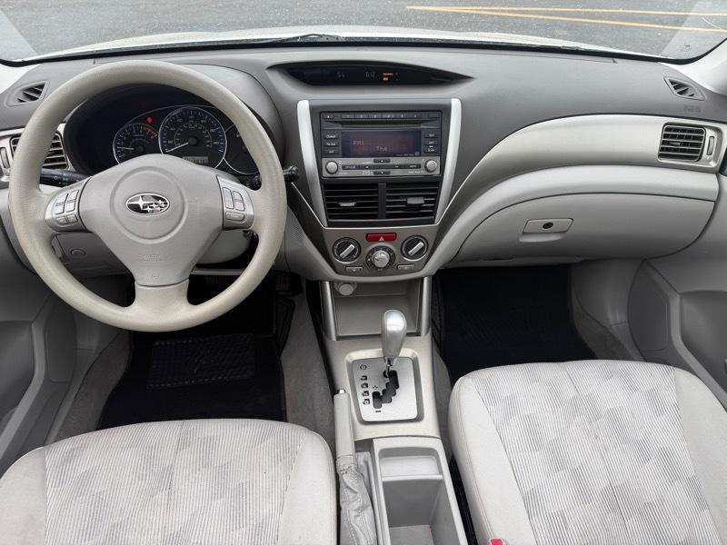 Subaru Forester 2.5X Premium 2010