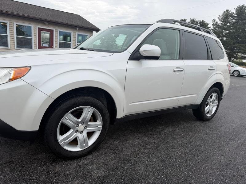 Subaru Forester 2.5X Premium 2010