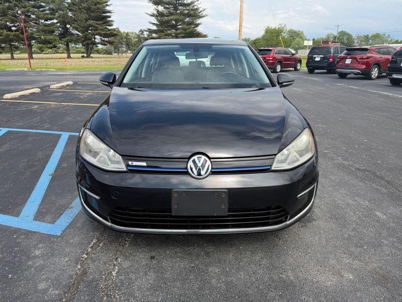 Volkswagen e-Golf SE 2016
