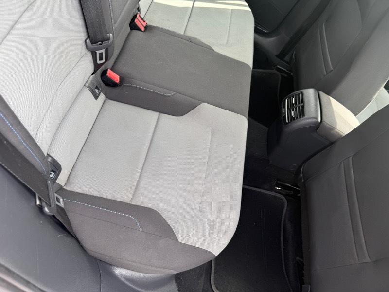 Volkswagen e-Golf SE 2016