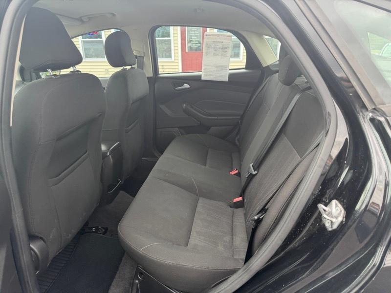 Ford Focus SE Sedan 2015