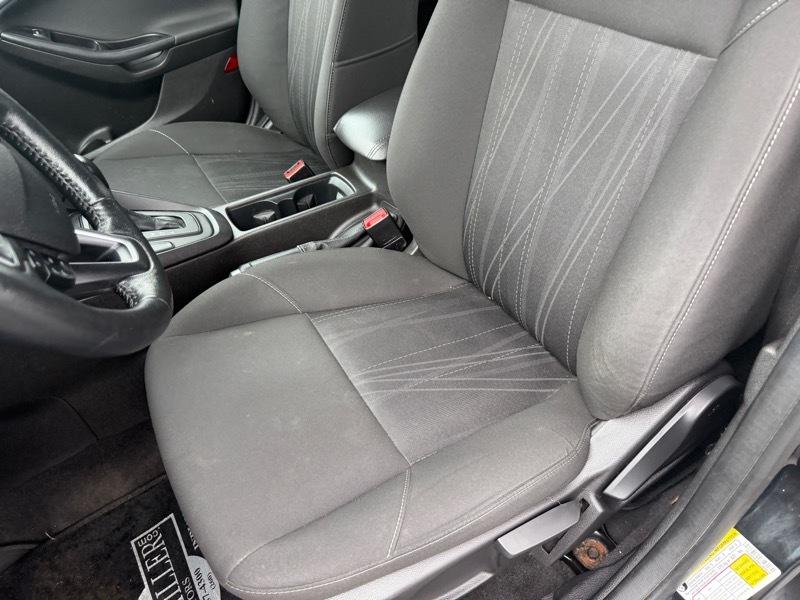 Ford Focus SE Sedan 2015