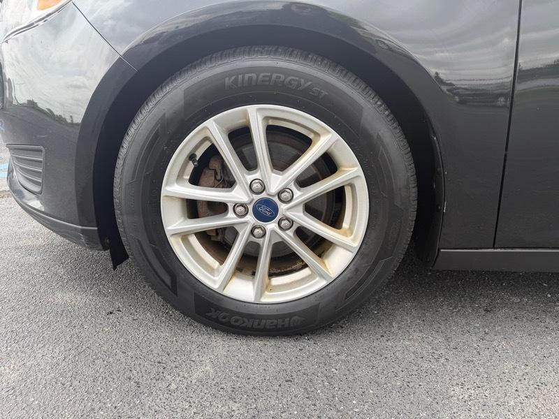 Ford Focus SE Sedan 2015