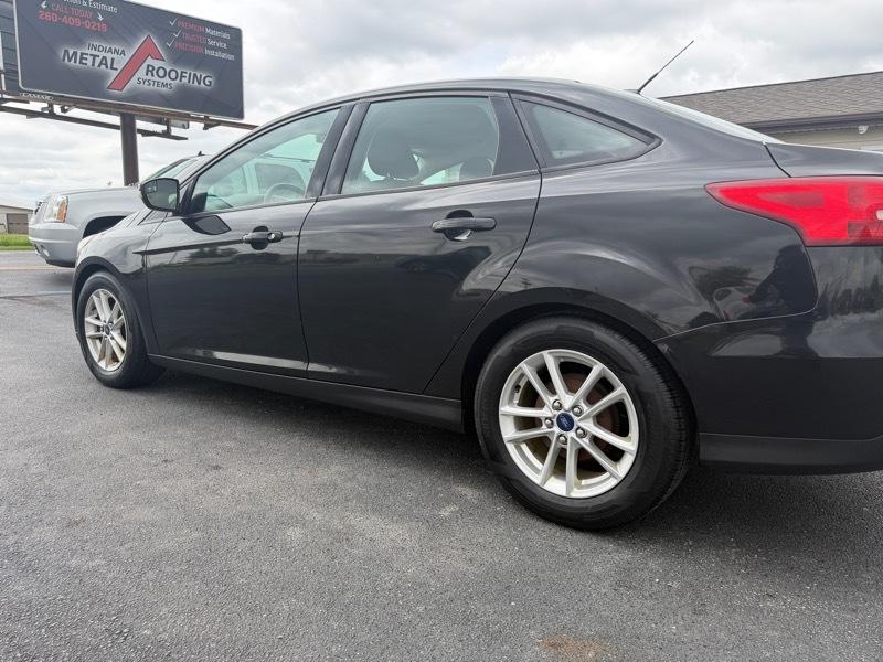 Ford Focus SE Sedan 2015