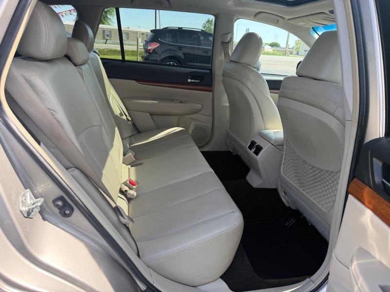 Subaru Outback 2.5i Limited 2014