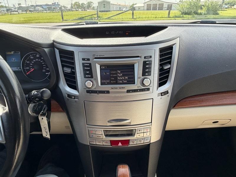 Subaru Outback 2.5i Limited 2014