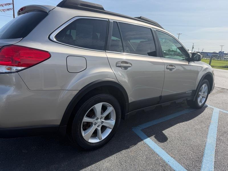 Subaru Outback 2.5i Limited 2014