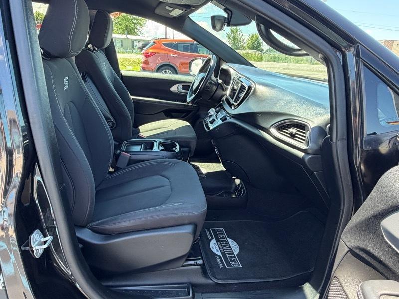 Chrysler Pacifica Touring Plus 2018