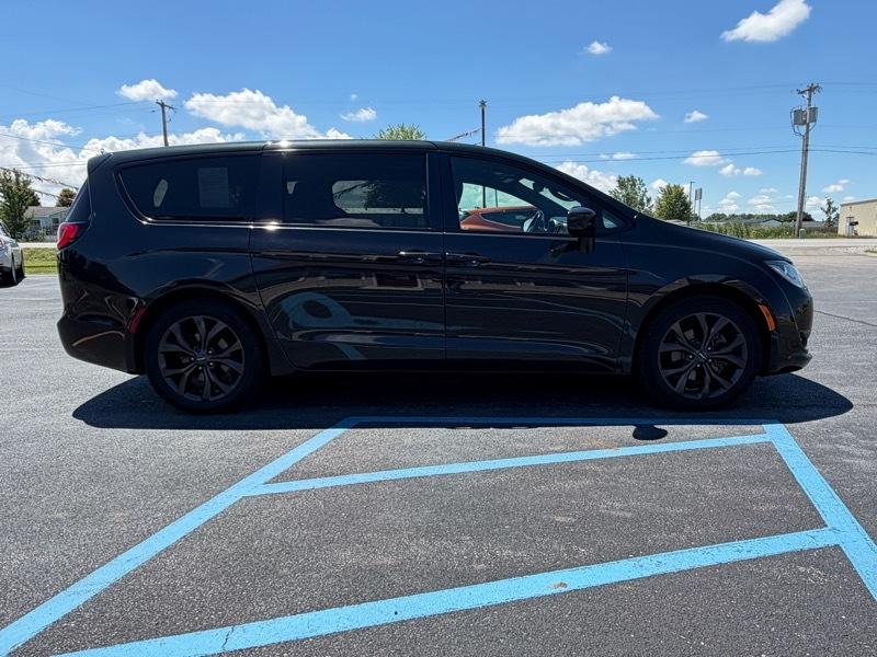 Chrysler Pacifica Touring Plus 2018