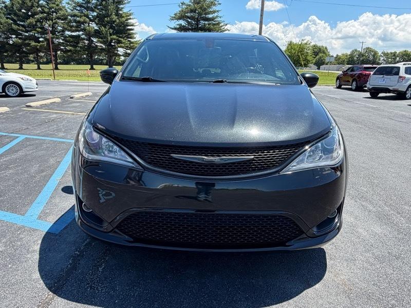 Chrysler Pacifica Touring Plus 2018