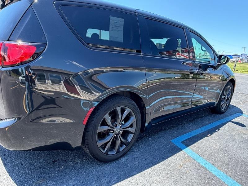 Chrysler Pacifica Touring Plus 2018