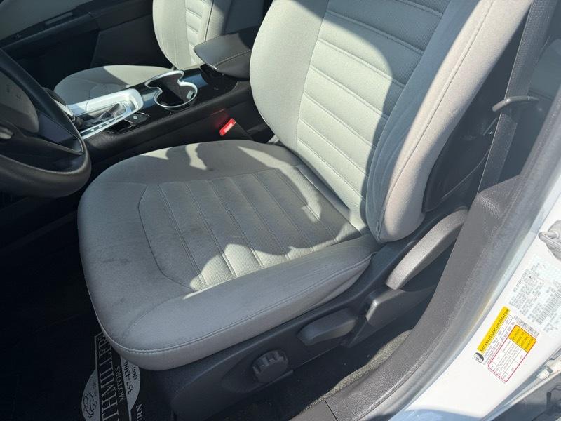 Ford Fusion Hybrid  2015
