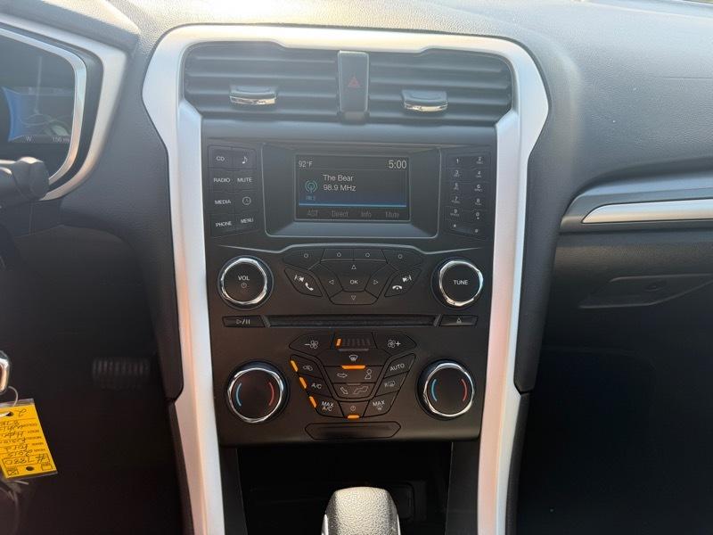 Ford Fusion Hybrid  2015