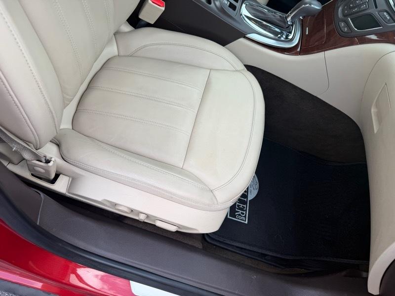 Buick Regal Premium 2 AWD 2014