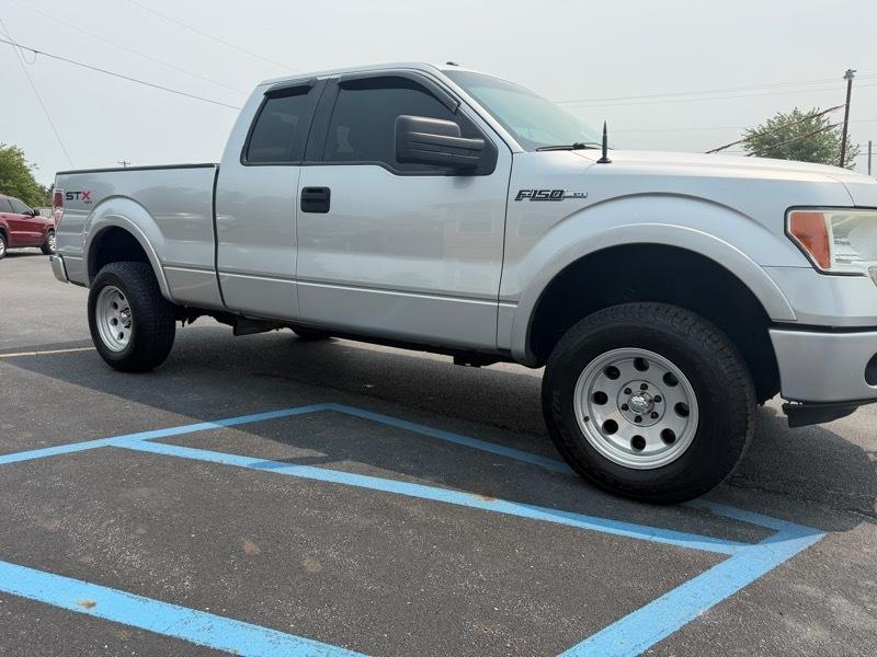 Ford F-150 STX 4WD 2013