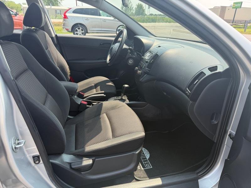 Hyundai Elantra Touring  2010