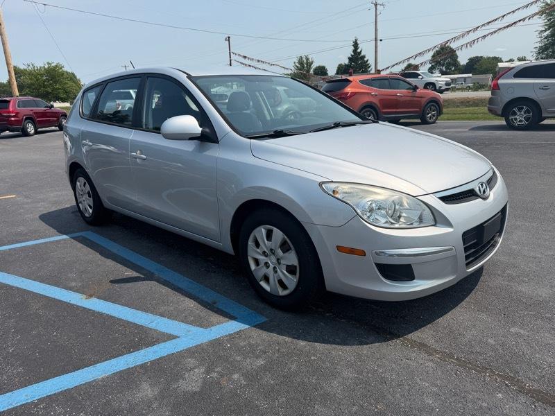 Hyundai Elantra Touring  2010