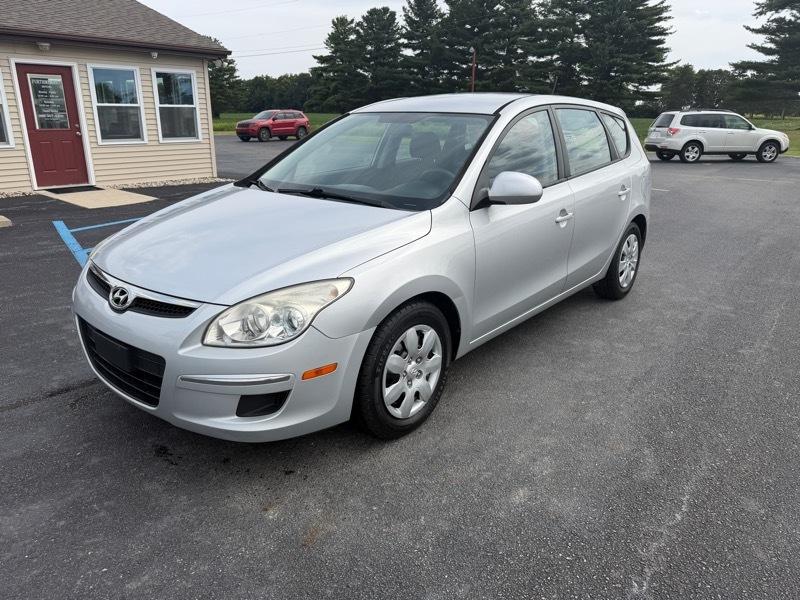Hyundai Elantra Touring  2010