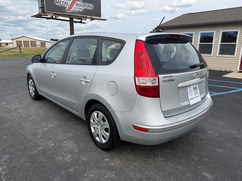 Hyundai Elantra Touring  2010