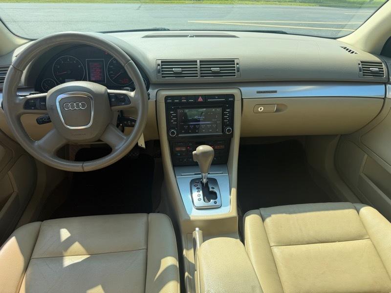 Audi A4 2.0T quattro 2008