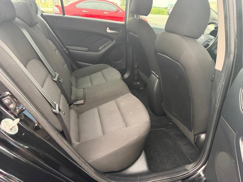 Kia Forte LX 4D Sedan 6sp 2017