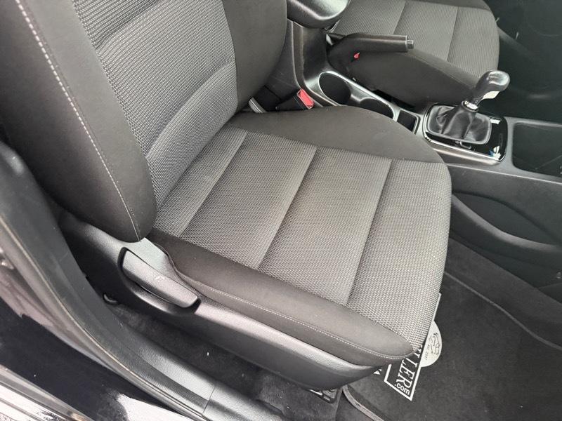 Kia Forte LX 4D Sedan 6sp 2017