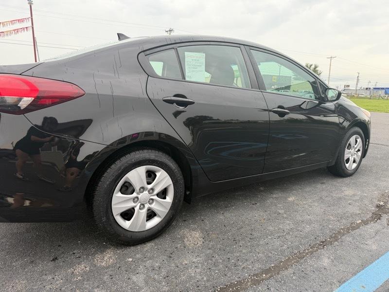 Kia Forte LX 4D Sedan 6sp 2017