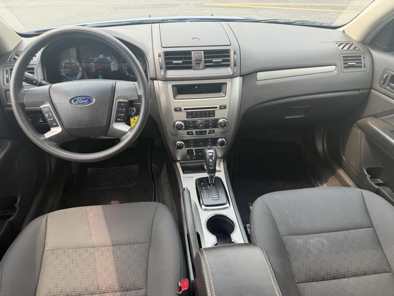 Ford Fusion SE 2012