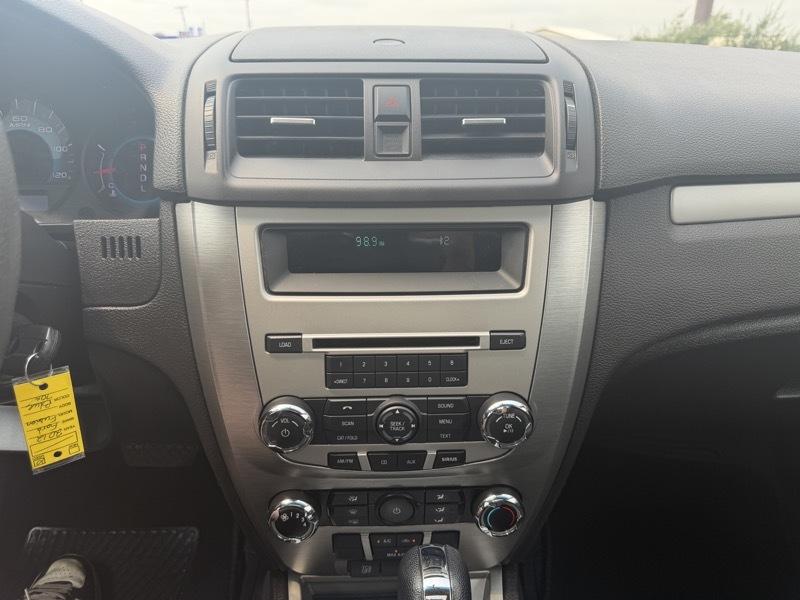 Ford Fusion SE 2012