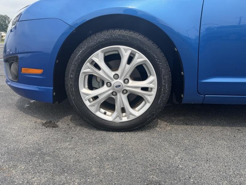 Ford Fusion SE 2012
