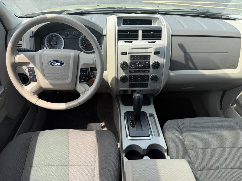 Ford Escape XLT 4WD 2010