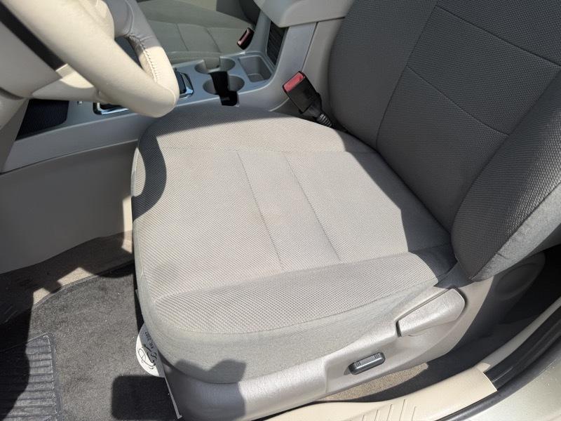 Ford Escape XLT 4WD 2010