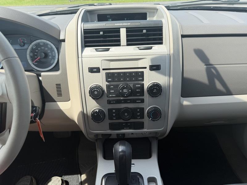 Ford Escape XLT 4WD 2010