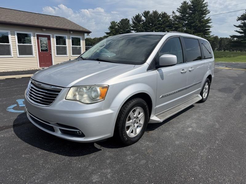 Chrysler Town & Country Touring 2011