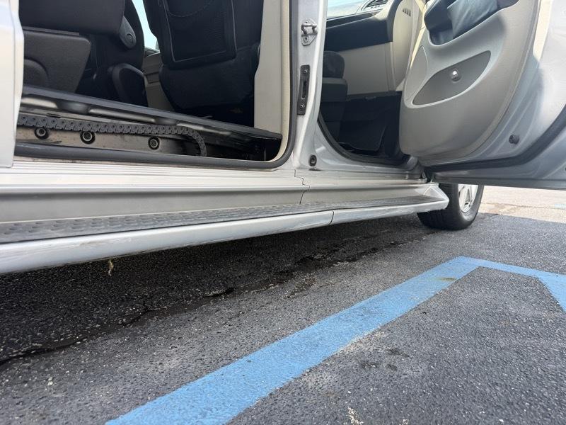 Chrysler Town & Country Touring 2011