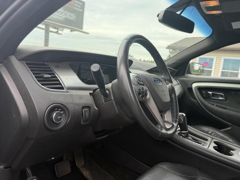 Ford Taurus SEL FWD 2018