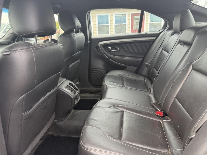 Ford Taurus SEL FWD 2018