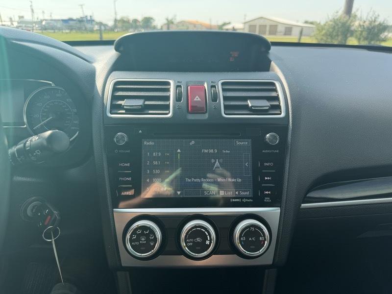 Subaru Crosstrek 2.0i Limited PZEV CVT 2016
