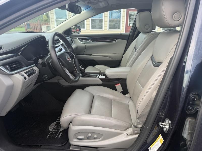 Cadillac XTS Premium AWD 2013