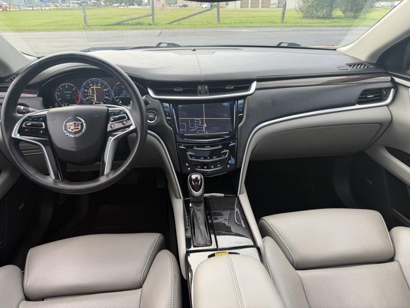 Cadillac XTS Premium AWD 2013