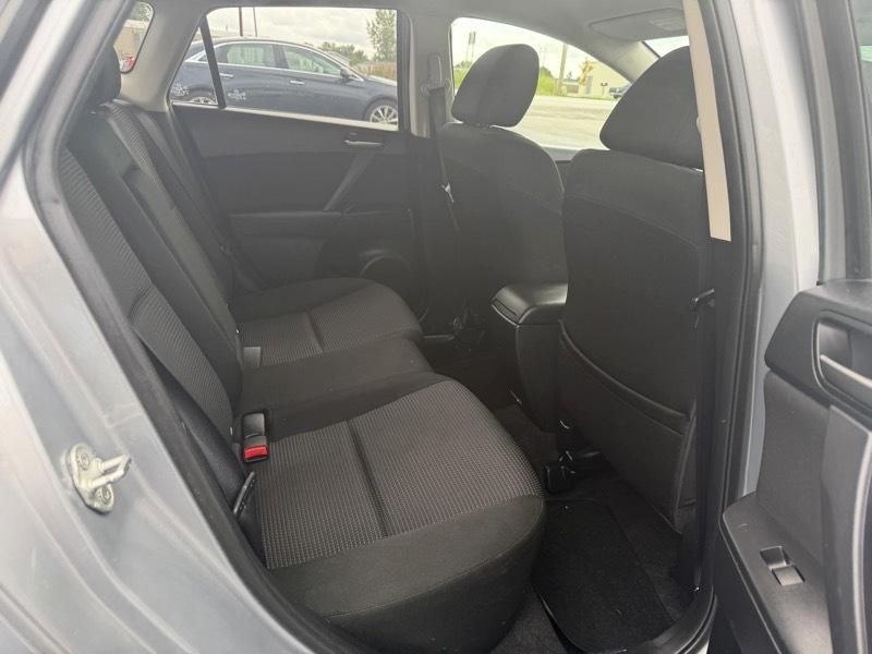 Mazda MAZDA3 I Touring 5-Door 2012