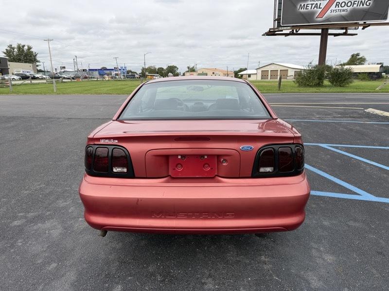 Ford Mustang Coupe 1995