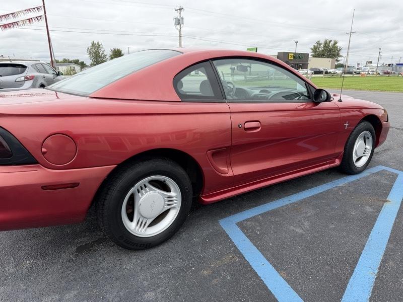 Ford Mustang Coupe 1995