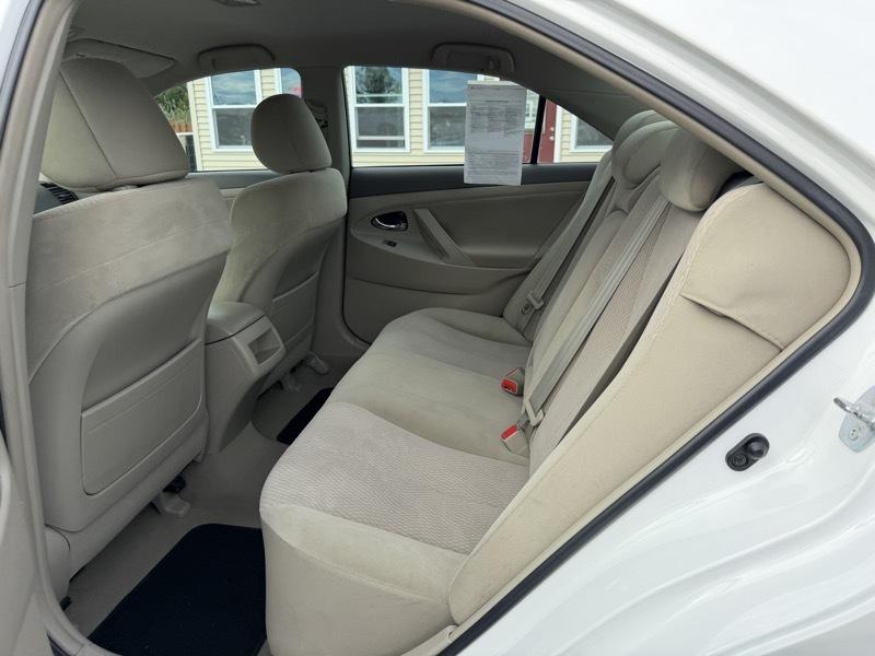Toyota Camry LE 2011